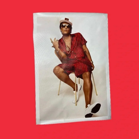 Bruno Mars - 13”w x 19”h Canvas  Poster 🎤 - Picture 1 of 1